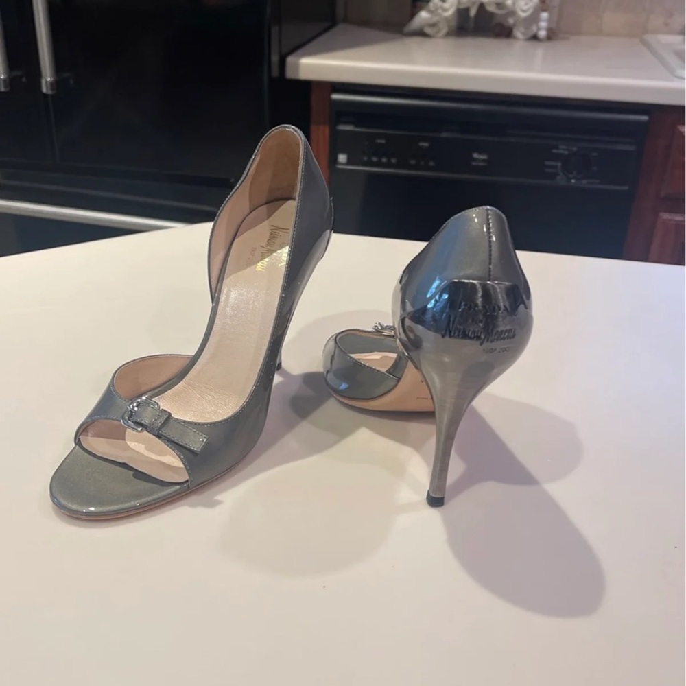 PRADA Heels (37) - Picture 2 of 9